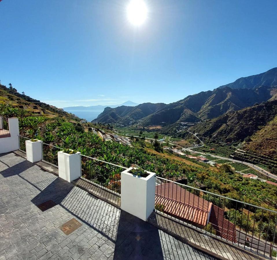 Casa La Sabina Roja 1 - Casa Con Impresionantes Vistas Sobre Hermigua Y El Mar エクステリア 写真